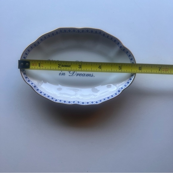 MOTTAHEDEH Trinket Dish made for Neiman Marcus; “WISDOM COMES TO US IN DREAMS" - Picture 5 of 5